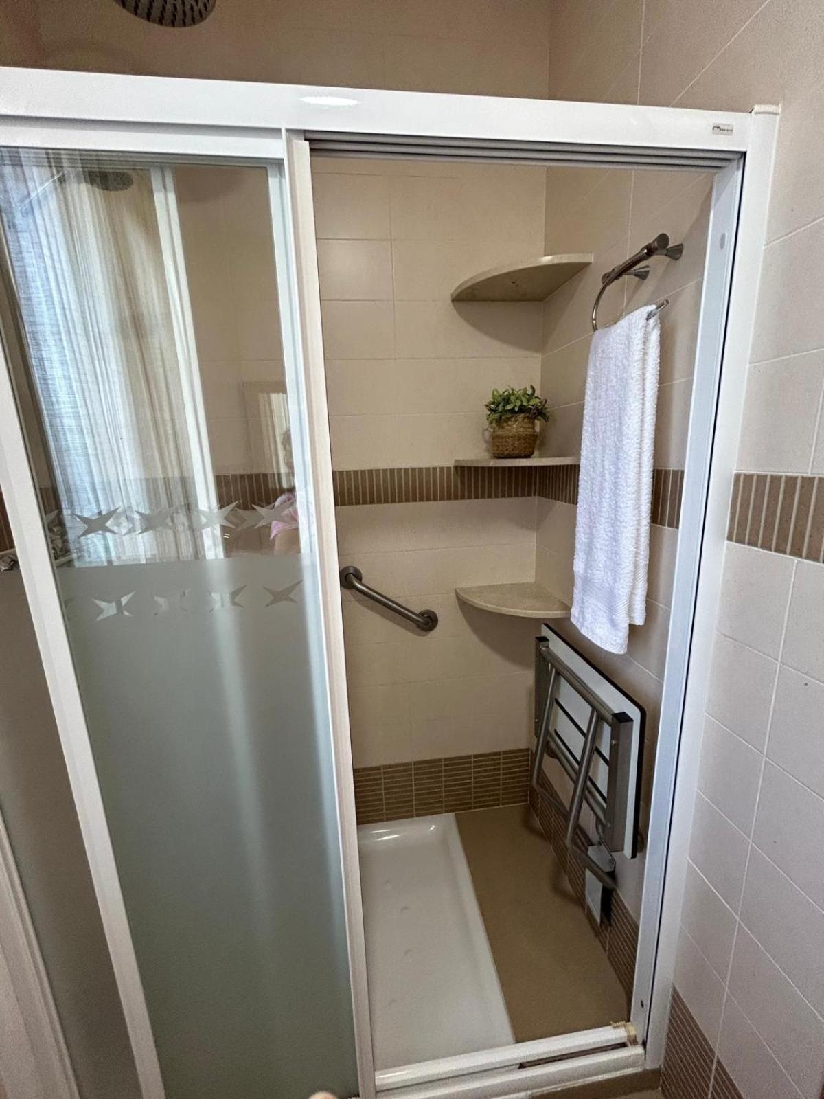 Habitacion Independiente Cerca Del Mar Màlaga Exteriér fotografie
